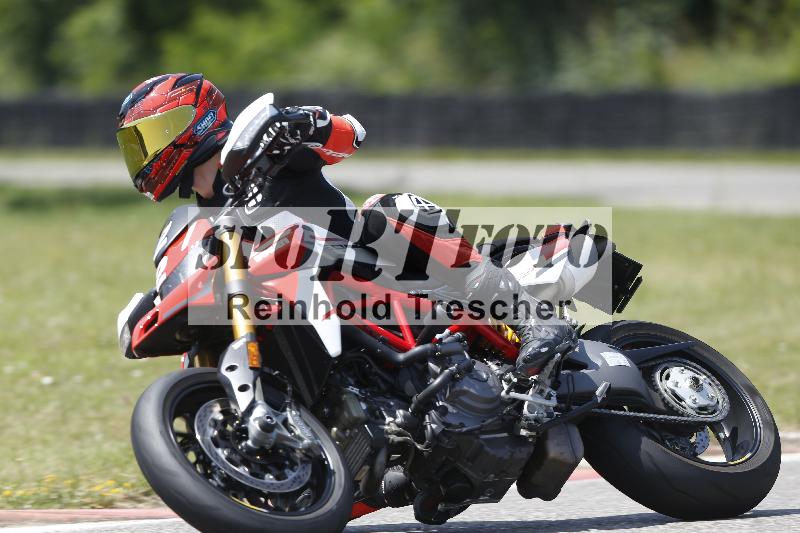 /27 12.06.2025 Ducati Schweiz Trackday Warmup  ADR/gruen-vert/22